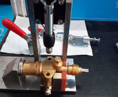 Het Testen van heliumsniffer Materiaal voor de Evaporator die van de Airconditioningscondensator 10E-6Pa.m3/s door buizen leidt